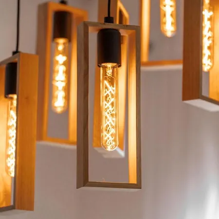 Beautifully Renovated 4 Bedroom + Kid's Chalet