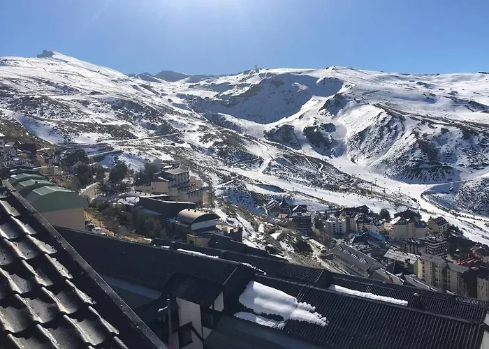 شاليه Beautifully Renovated 4 Bedroom + Kid's