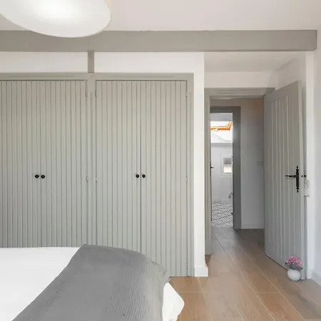 Beautifully Renovated 4 Bedroom + Kid's * 시에라네바다